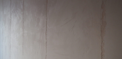 Можно ли шпатлевать полимерной шпатлёвкой стены под обои