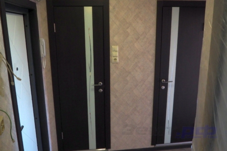 Новые двери в ванную и туалет после ремонта в доме 137 серии